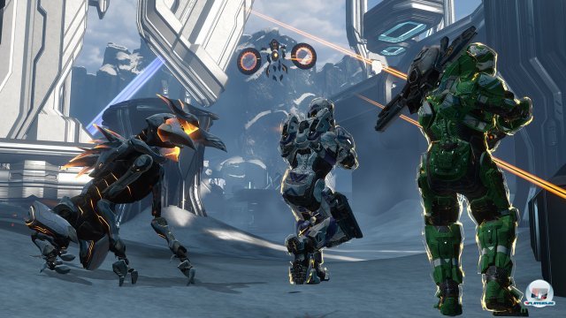 Achtung, Crawler im Anmarsch: Die neuen Robo-Krabbler und die schwebenden Watcher bringen Dynamik ins Spiel. Achtung, Crawler im Anmarsch: Die neuen Robo-Krabbler und die schwebenden Watcher bringen Dynamik ins Spiel.