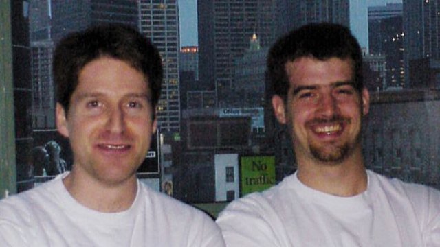 Alexander seropian (links) und Jason Jobes (rechts) gründeten Bungie 1991.