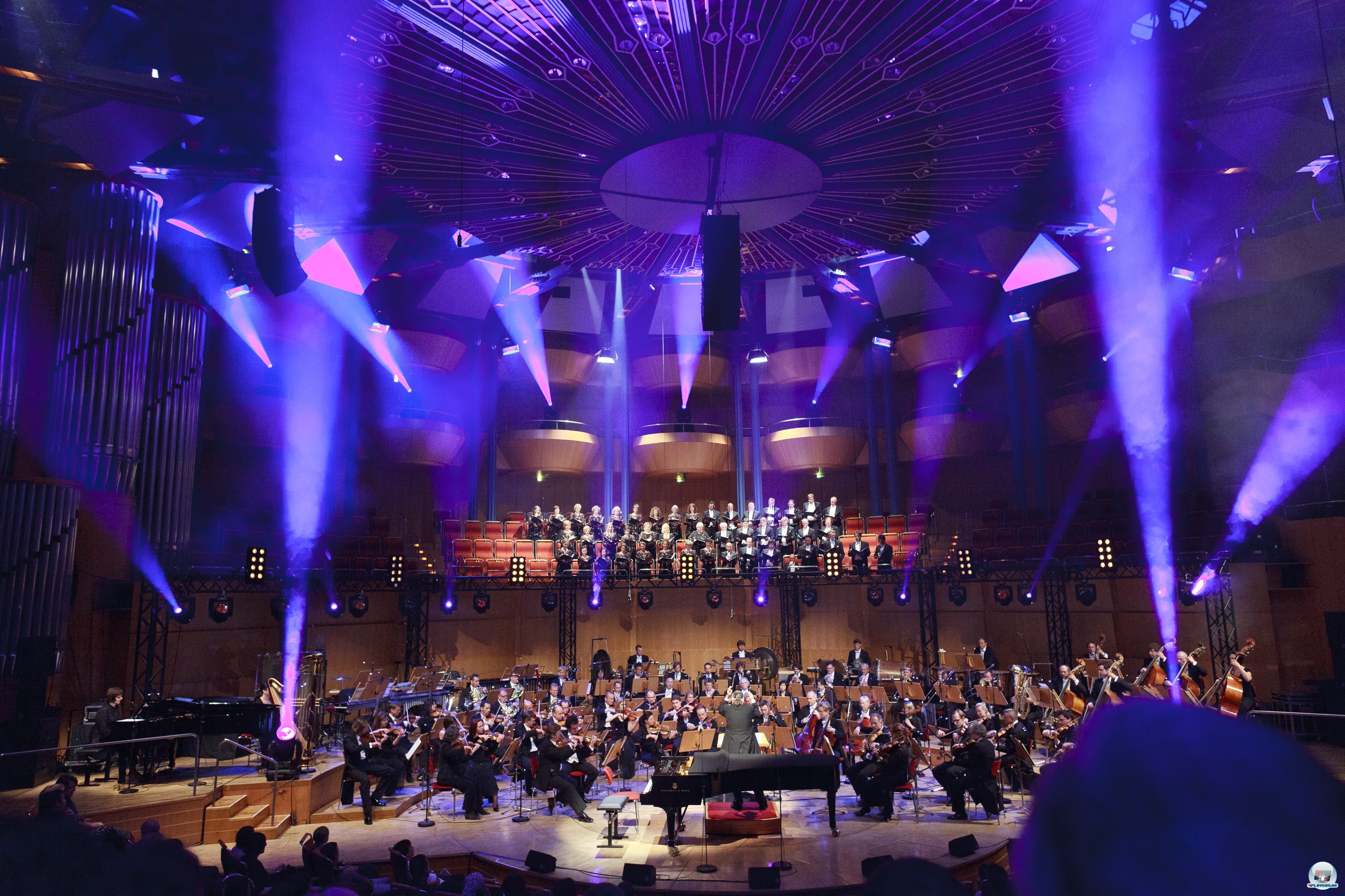 Einmal mehr lud das WDR Rundfunkorchester nach Köln, um bekannte Melodien aus Videospielen aufzuführen. Symphonic Odysseys widmete sich dabei ausschließich Musik von Nobuo Uematsu. Einmal mehr lud das WDR Rundfunkorchester nach Köln, um bekannte Melodien aus Videospielen aufzuführen. Symphonic Odysseys widmete sich dabei ausschließich Musik von Nobuo Uematsu.